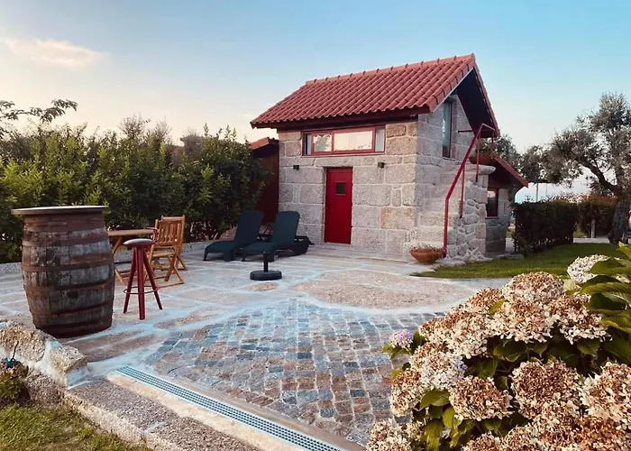 Penedo Village Casa de Férias *